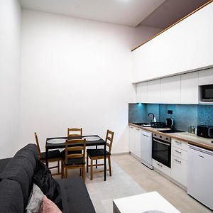 Free Parking Basilica Rob'S Home - Ac, Wi-Fi, Smart Tv